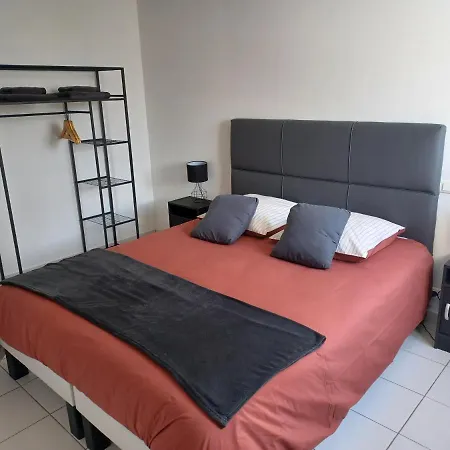 Maison Face Au Mont Avec Exterieur * Avranches