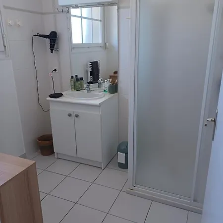 Maison Face Au Mont Avec Exterieur 아브랑슈