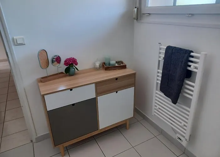 Holiday home Maison Face Au Mont Avec Exterieur Avranches