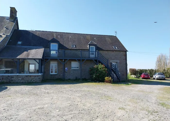 Maison Face Au Mont Avec Exterieur Holiday home *