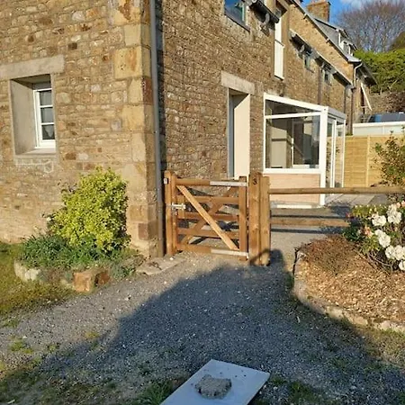 Maison Face Au Mont Avec Exterieur Holiday home Avranches