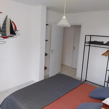 Maison Face Au Mont Avec Extérieur