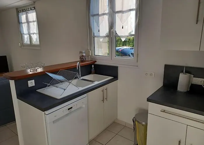 Maison Face Au Mont Avec Extérieur * Avranches