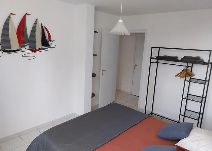 Maison Face Au Mont Avec Extérieur